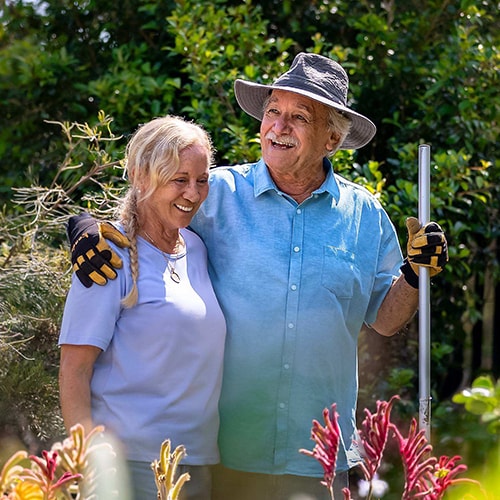 John and Maisie gardening at Nandeebie Retirement Village